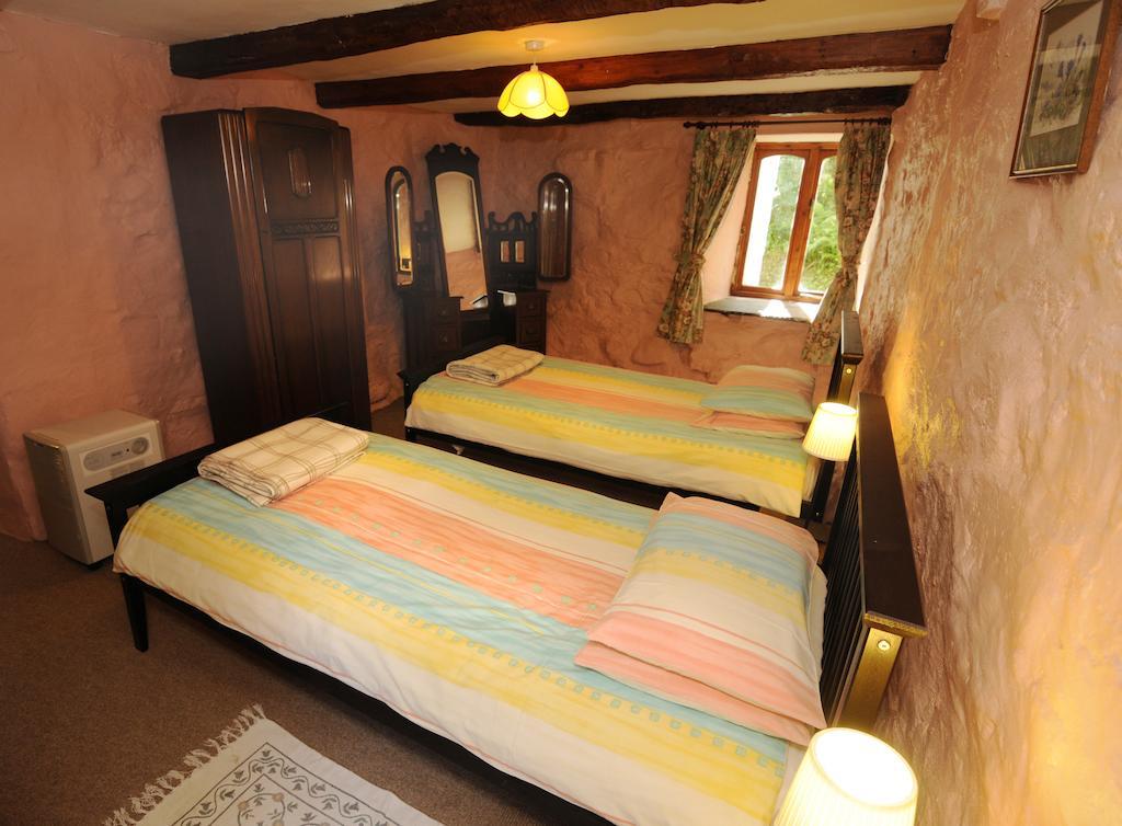 Ghyll Burn Cottage And Barn End Cottage Alston Room photo